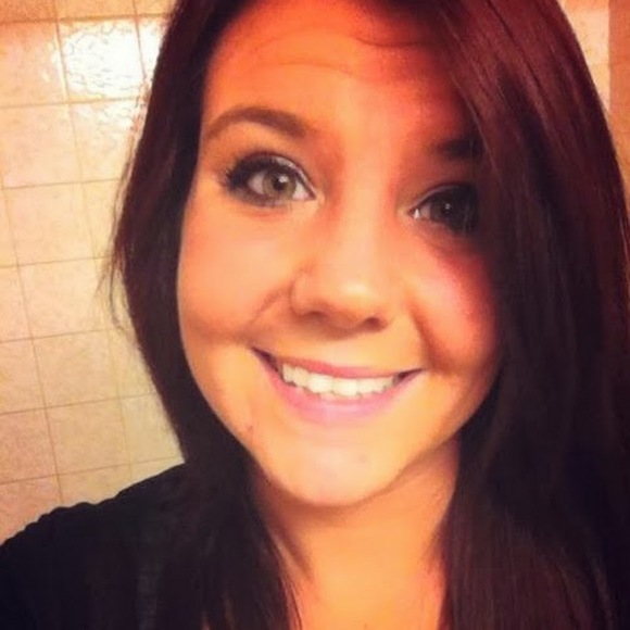 Meet your Posher, Staci - Picture 1 of 1